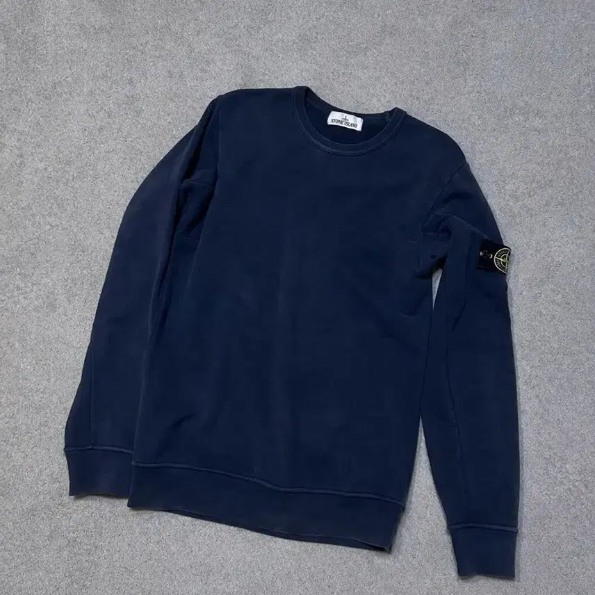 [BUNJANG] Stone Island Navy Sweatshirt Size S / 스톤아일랜드 네이비 맨투맨 S