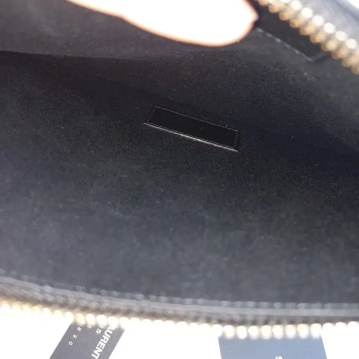 [BUNJANG] Saint Laurent Classic Logo Document Holder Clutch Bag / (정품)생로랑 클래식 로고 도큐먼트 홀더 클러치백 블랙