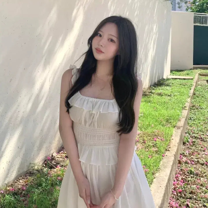 [BUNJANG] Liv, Our Made Sand Blouse / 리브아워 made 샌드 나시 블라우스 sand blouse