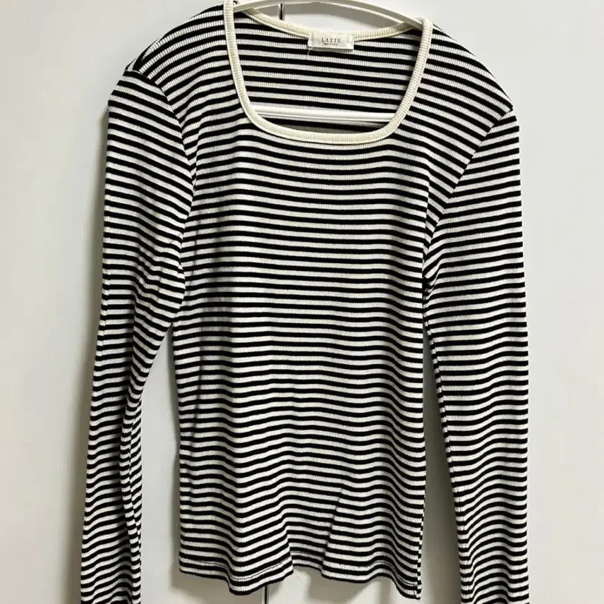 [BUNJANG] Square Neck Striped Ribbed T-Shirt / 스퀘어넥 단가라 골지티셔츠