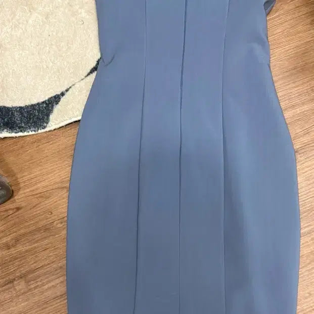 [BUNJANG] Hailey Lineup H Midi Dress (Blue) / 헤일리 라인업 H 미디 원피스 m(블루)