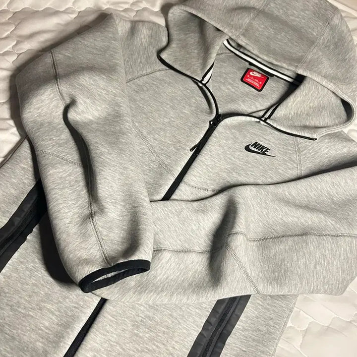 [SOLD OUT] 나이키 테크 플리스 후드집업 그레이