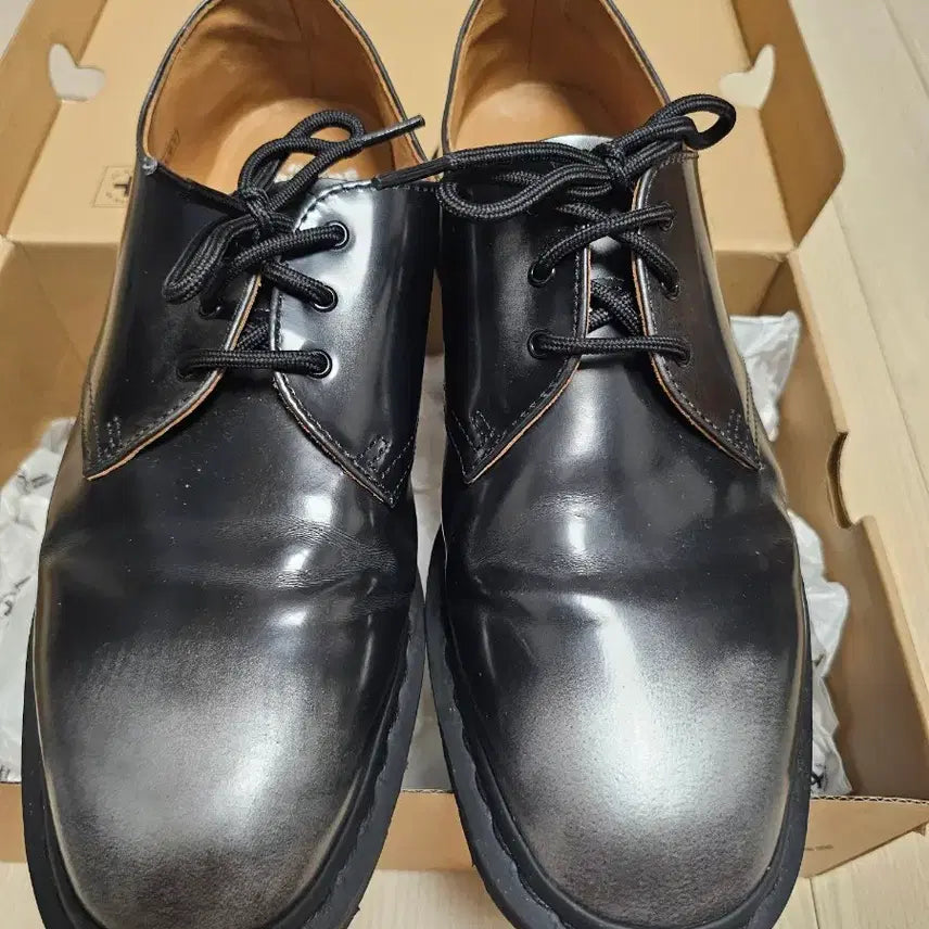 [BUNJANG] Supreme Dr. Martens 1461 Grey Silver Shoes / 슈프림 닥터마틴 1461 그레이 실버 285