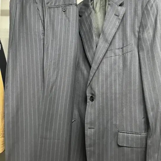 [SOLD OUT] (주말만 할인)에르메네질도 제냐 정장 셋업 50R