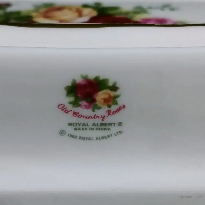 [BUNJANG] Royal Albert Old Country Roses Porcelain Clock / 로얄알버트 올드 컨츄리 로즈 도자기 시계