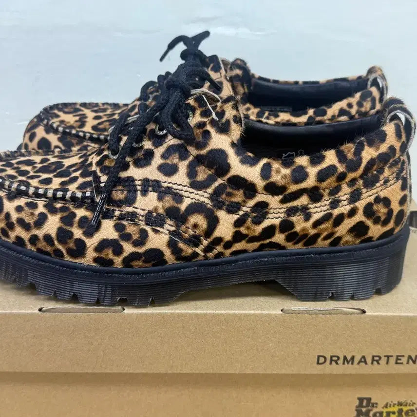 [BUNJANG] Dr. Martens Lowell Archive Leopard Hairon Boots / 닥터마틴 로웰 아카이브 레오파드 헤어온