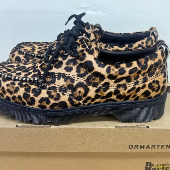 [BUNJANG] Dr. Martens Lowell Archive Leopard Hairon Boots / 닥터마틴 로웰 아카이브 레오파드 헤어온