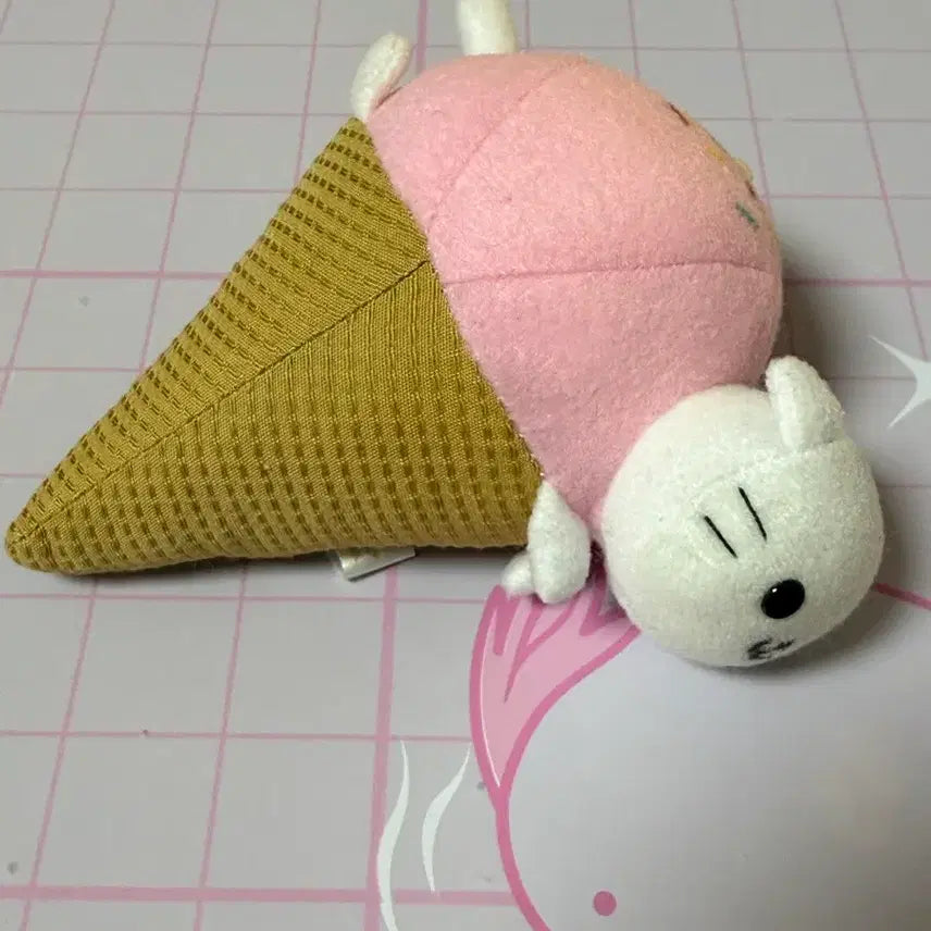 [BUNJANG] San-X Ice Cream Nyanyanko Plush / 고전 산엑스 아이스크림 냥냥냥코 인형