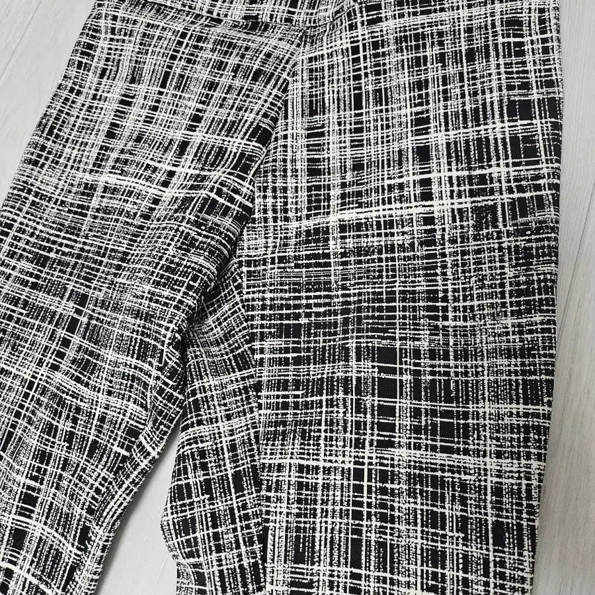 [BUNJANG] Theory Check Pattern Pants / 띠어리(theory)