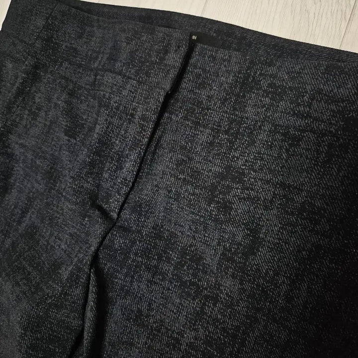 [BUNJANG] IZZAT BABAA Nylon Blend Jacket / 아이잗바바(IZZAT BABAA)