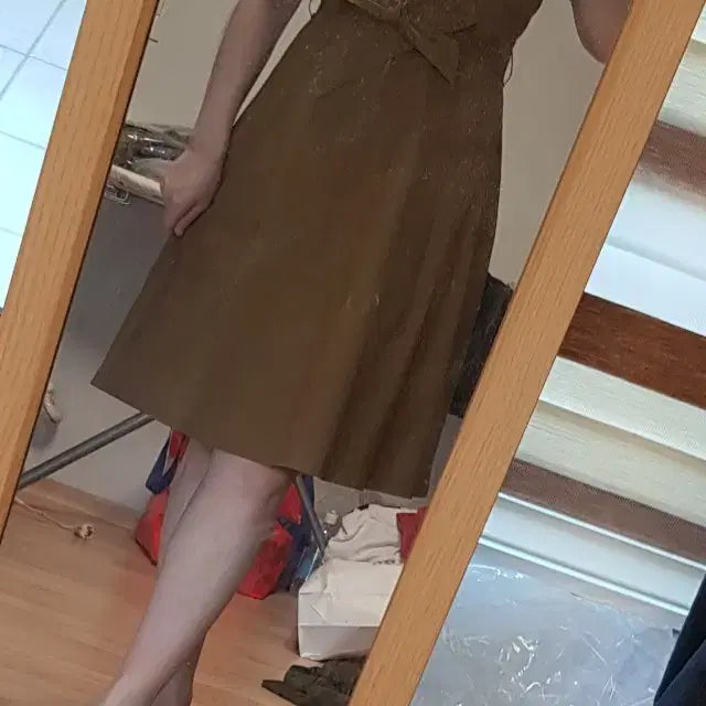 [BUNJANG] BCBG A-Line Spandex Dress with Embroidery / BCBG 비씨비지 A라인 스판 원피스