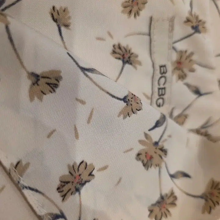 [SOLD OUT] BCBG 비씨비지 플라워 원피스