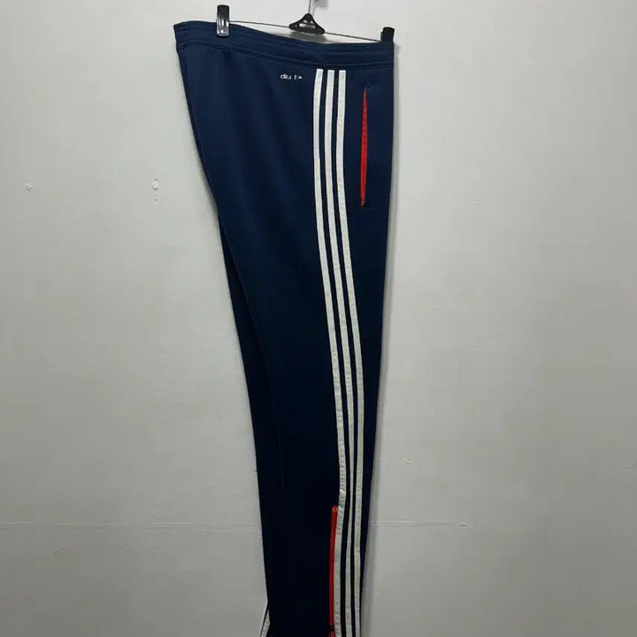 [BUNJANG] Adidas Navy Three-Stripe Training Pants M / 아디다스 삼선 네이비 트레이닝 바지 M