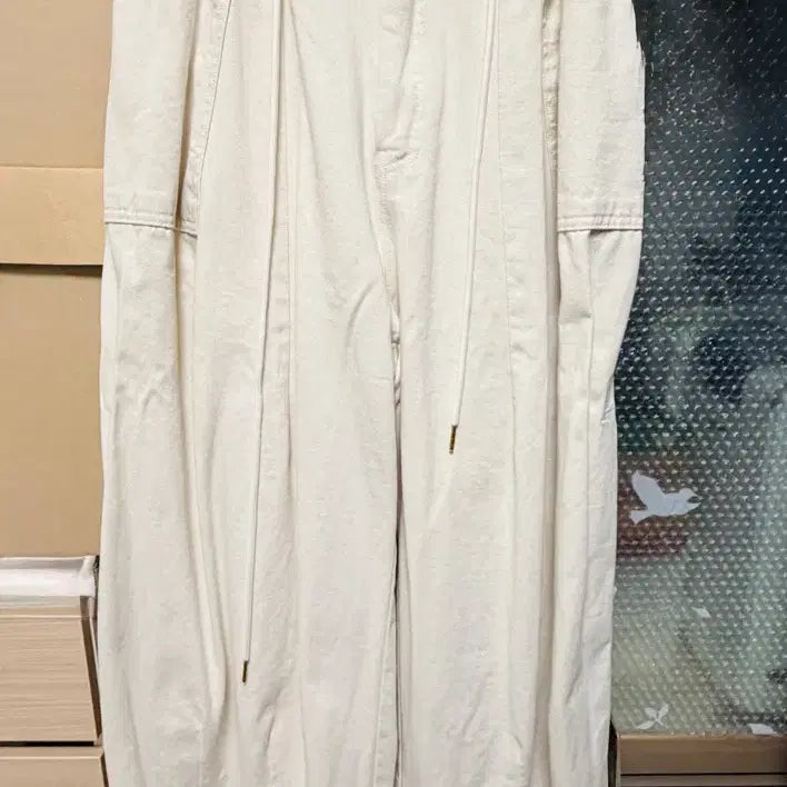[BUNJANG] UNION GARMENTS Balloon Fit Sweatpants Cream L / 유니온 발란트 벌룬핏 스웻팬츠 크림색 L 사이즈