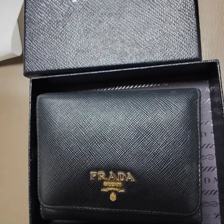 [BUNJANG] Prada Women&