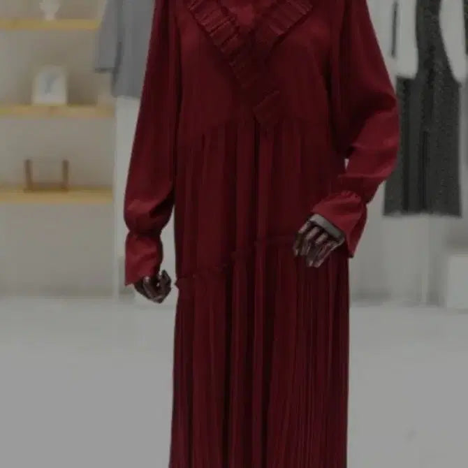 [BUNJANG] BonnyPay Red Asymmetrical Pleated Long Dress / 보니페이 레드 언발 플리츠 원피스