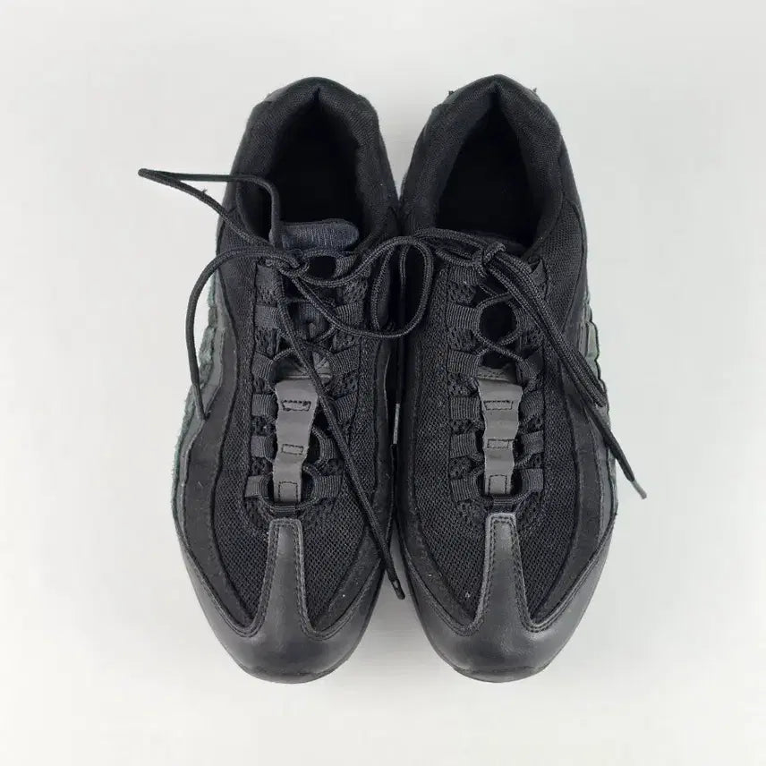 [BUNJANG] Nike Air Max 95 Essential Black Game Royal Sneakers / 나이키 에어맥스 95 에센셜 블랙 게임 로얄 275.ㄷ