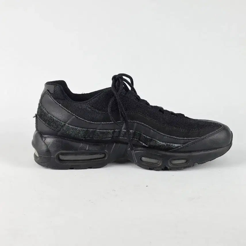 [BUNJANG] Nike Air Max 95 Essential Black Game Royal Sneakers / 나이키 에어맥스 95 에센셜 블랙 게임 로얄 275.ㄷ