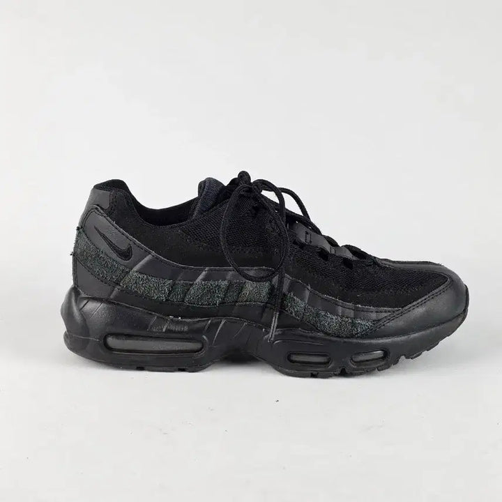 [BUNJANG] Nike Air Max 95 Essential Black Game Royal Sneakers / 나이키 에어맥스 95 에센셜 블랙 게임 로얄 275.ㄷ