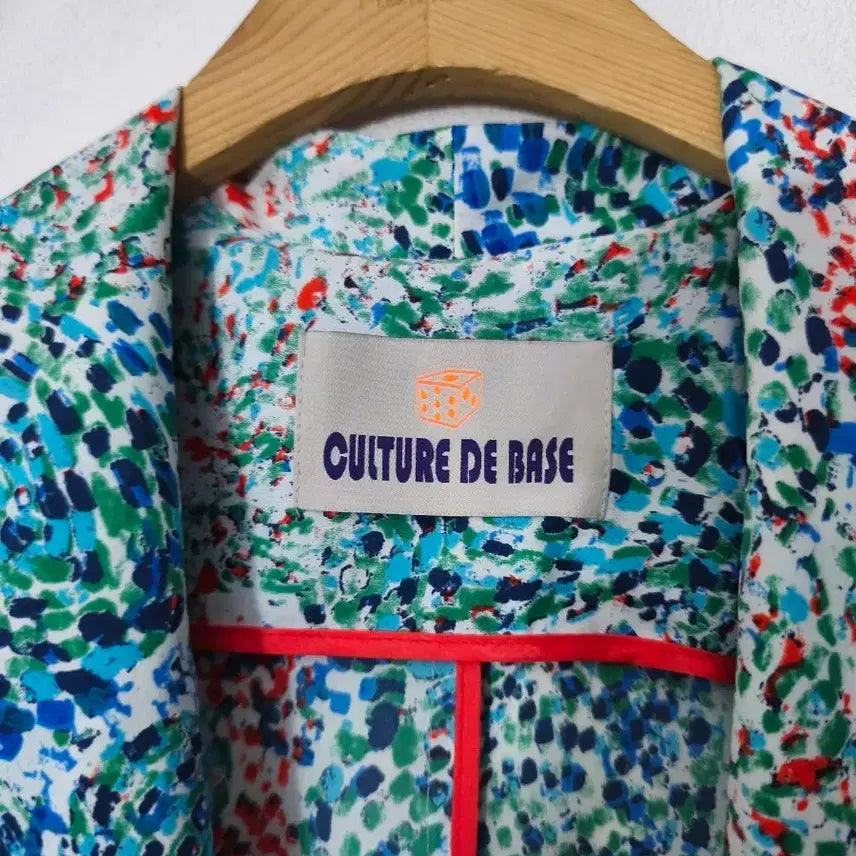 [SOLD OUT] 새제품!CULTURE DE BASE 패턴 블레이저