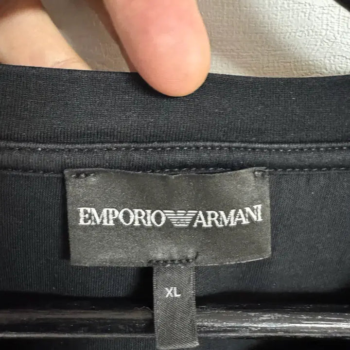 [BUNJANG] Emporio Armani Black Logo T-shirt / (상태좋아요) 엠포리오 아르마니 블랙 로고 티셔츠(XL,105-110)