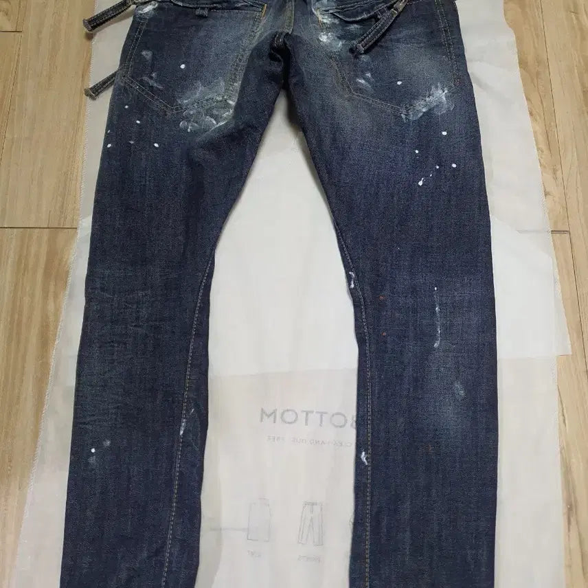 [BUNJANG] Dsquared2 Sexy Twist Jeans / 정품 디스퀘어드2 콜마이너 섹시트배 46