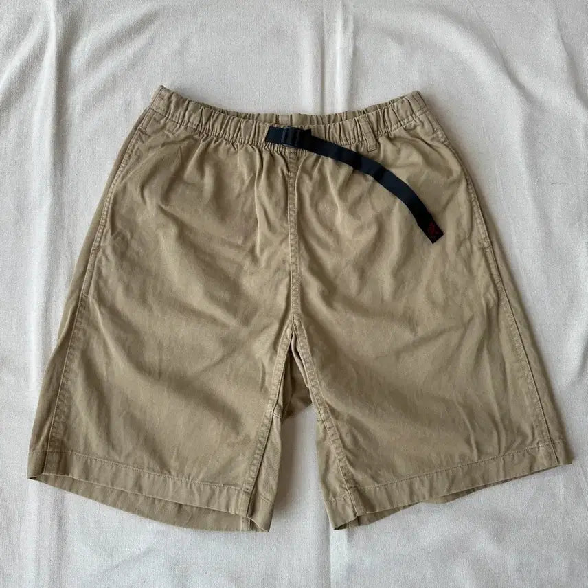 [SOLD OUT] 그라미치 베이지 쇼츠 아시아 M