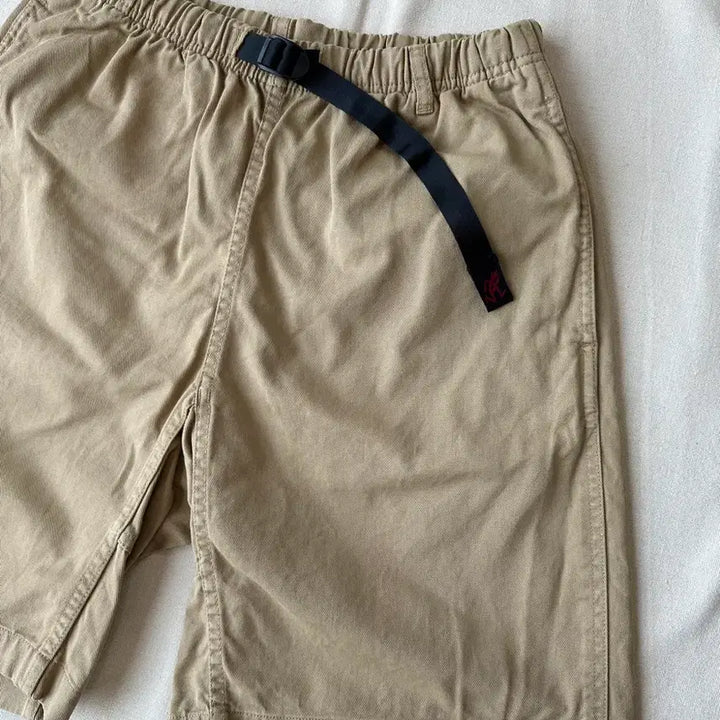 [SOLD OUT] 그라미치 베이지 쇼츠 아시아 M