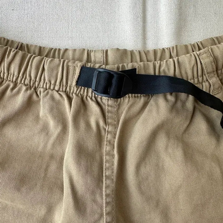[SOLD OUT] 그라미치 베이지 쇼츠 아시아 M
