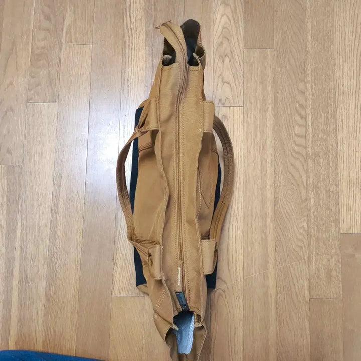 [BUNJANG] Carhartt Legacy Horizontal Zip Tote Bag / Carhartt 칼하트 레거시 호라이즌탈 지퍼 토트백