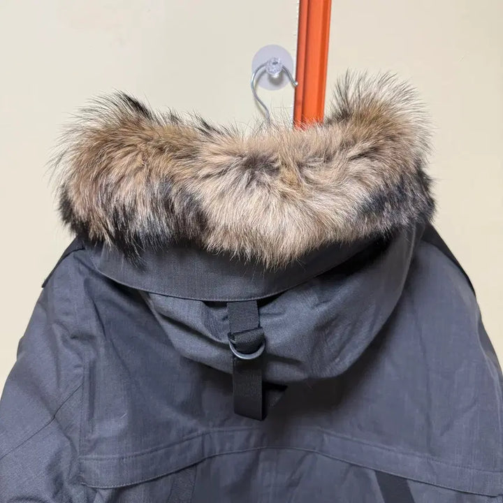 [BUNJANG] Nobis Yatesy Steel Gray Long Down Padded Jacket / 노비스 야테시 다운패딩 스틸 그레이 롱패딩