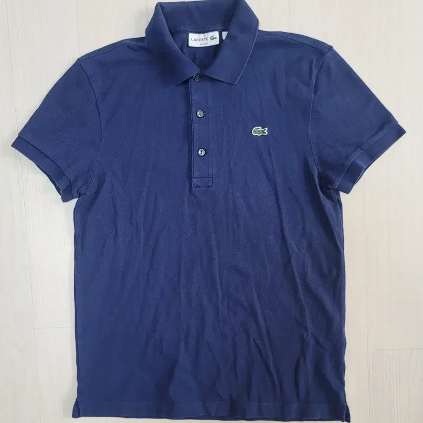 [BUNJANG] Lacoste Slim Fit Polo Shirt / (US S,95)라코스테 슬림핏 카라넥 반팔티셔츠 판매합니다