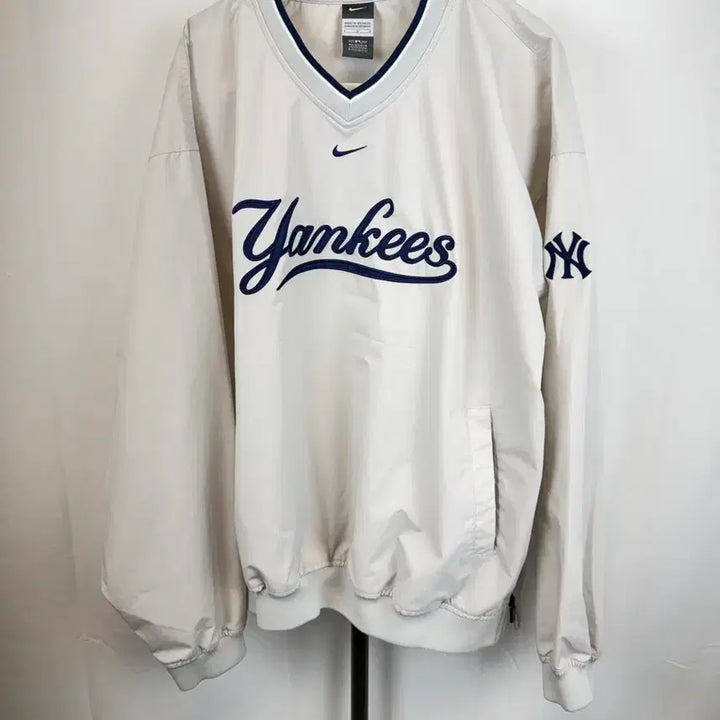 [BUNJANG] Nike New York Yankees Away Warm-up Windbreaker L / [Nike]나이키 뉴욕 양키스 어웨이 away 웜업 바람막이 L Size