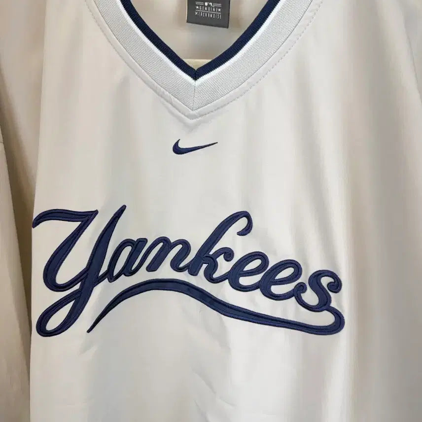 [BUNJANG] Nike New York Yankees Away Warm-up Windbreaker L / [Nike]나이키 뉴욕 양키스 어웨이 away 웜업 바람막이 L Size
