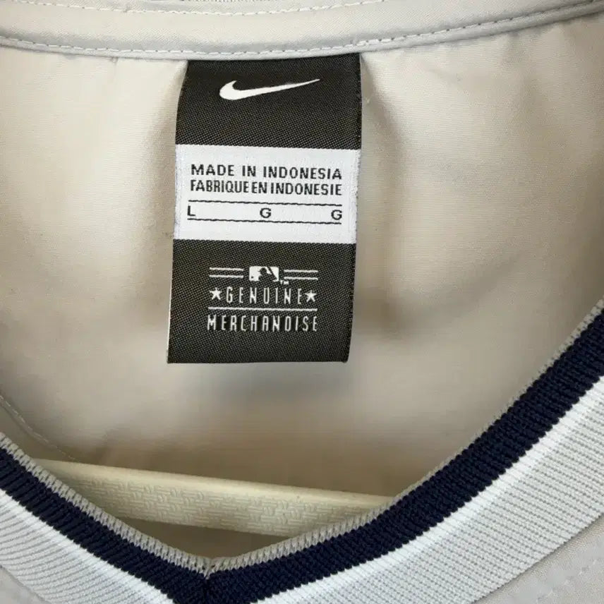 [BUNJANG] Nike New York Yankees Away Warm-up Windbreaker L / [Nike]나이키 뉴욕 양키스 어웨이 away 웜업 바람막이 L Size