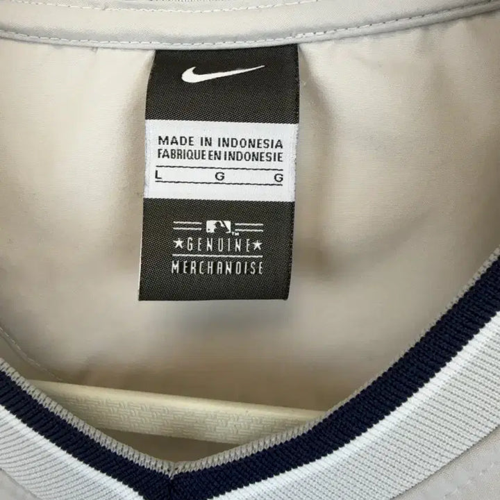 [BUNJANG] Nike New York Yankees Away Warm-up Windbreaker L / [Nike]나이키 뉴욕 양키스 어웨이 away 웜업 바람막이 L Size