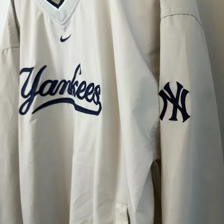 [BUNJANG] Nike New York Yankees Away Warm-up Windbreaker L / [Nike]나이키 뉴욕 양키스 어웨이 away 웜업 바람막이 L Size