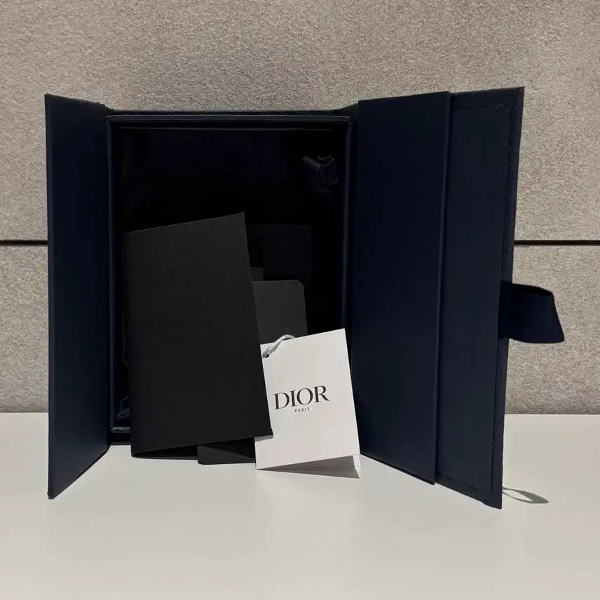 [BUNJANG] Dior Gravity Organizer / [ OS ] 디올 그래비티 오거나이저