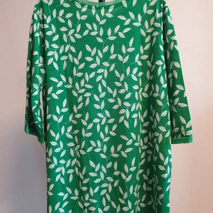 [BUNJANG] Green Leaf Pattern 7/10 Sleeve T-shirt / (새상품)그린 여성 7부 티셔츠 2XL