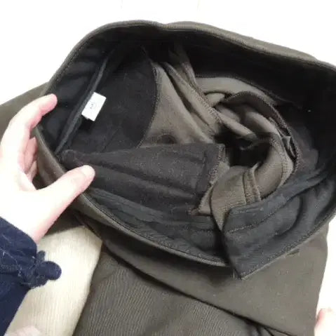 [BUNJANG] Comfortable Fleece-Lined Straight-Fit Pants / 매끄리하고 신축성 있는 편한 기모 바지 / 허리반품 38cm