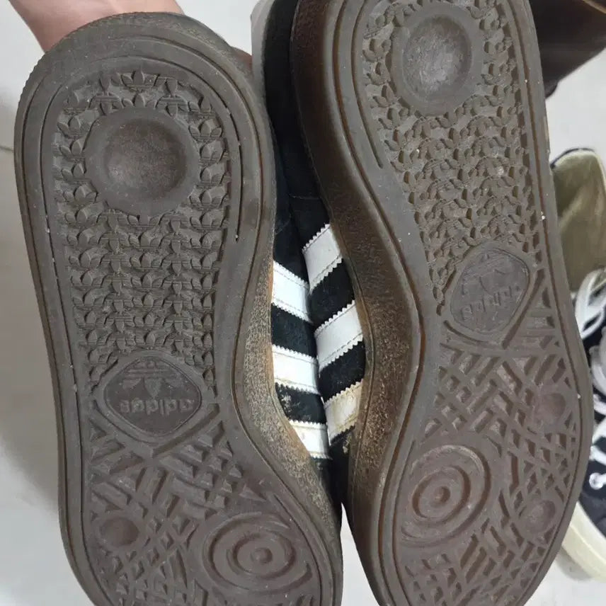 [SOLD OUT] 아디다스 스페지알 275 블랙 핸드볼 스웨이드