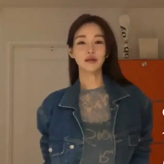 [BUNJANG] GOGIRL Denim Jacket Set and T-shirts / 고걸 청자켓 세트와 티셔츠들
