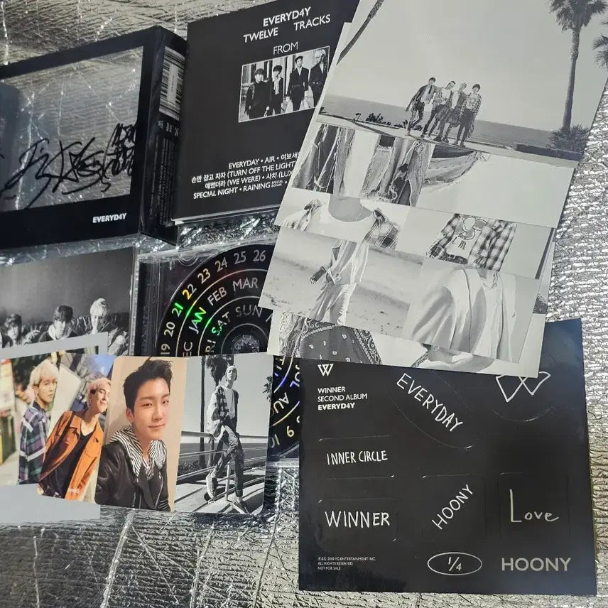[SOLD OUT] Winner 위너 정규 2집 싸인 비매 앨범 최저가 팝니다!