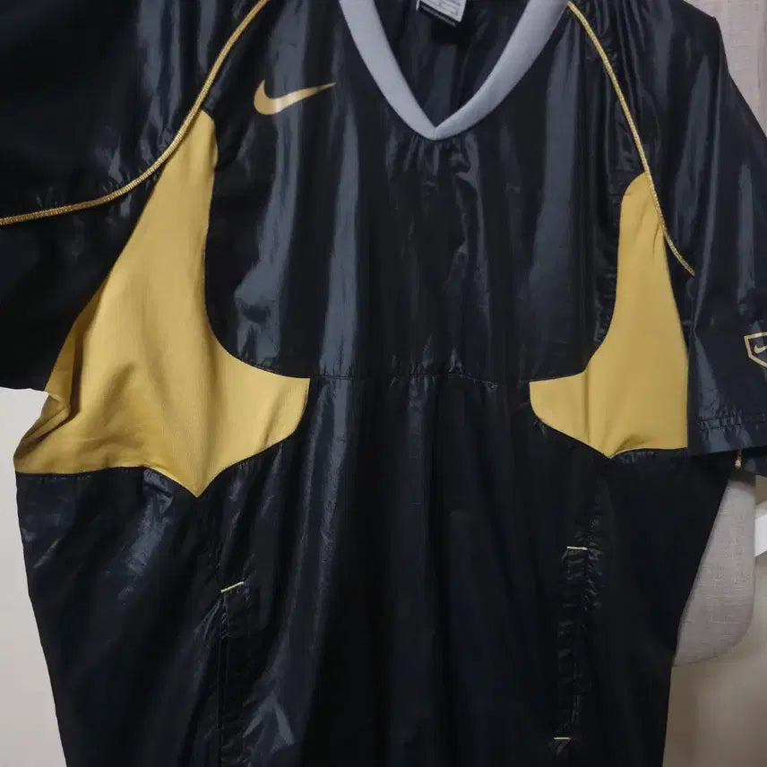 [SOLD OUT] 나이키 나일론 반팔 L