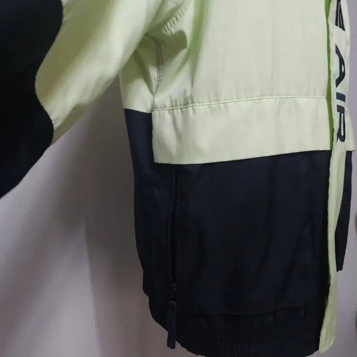 [SOLD OUT] 나이키 에어 우븐 후드 자켓 형광/블랙