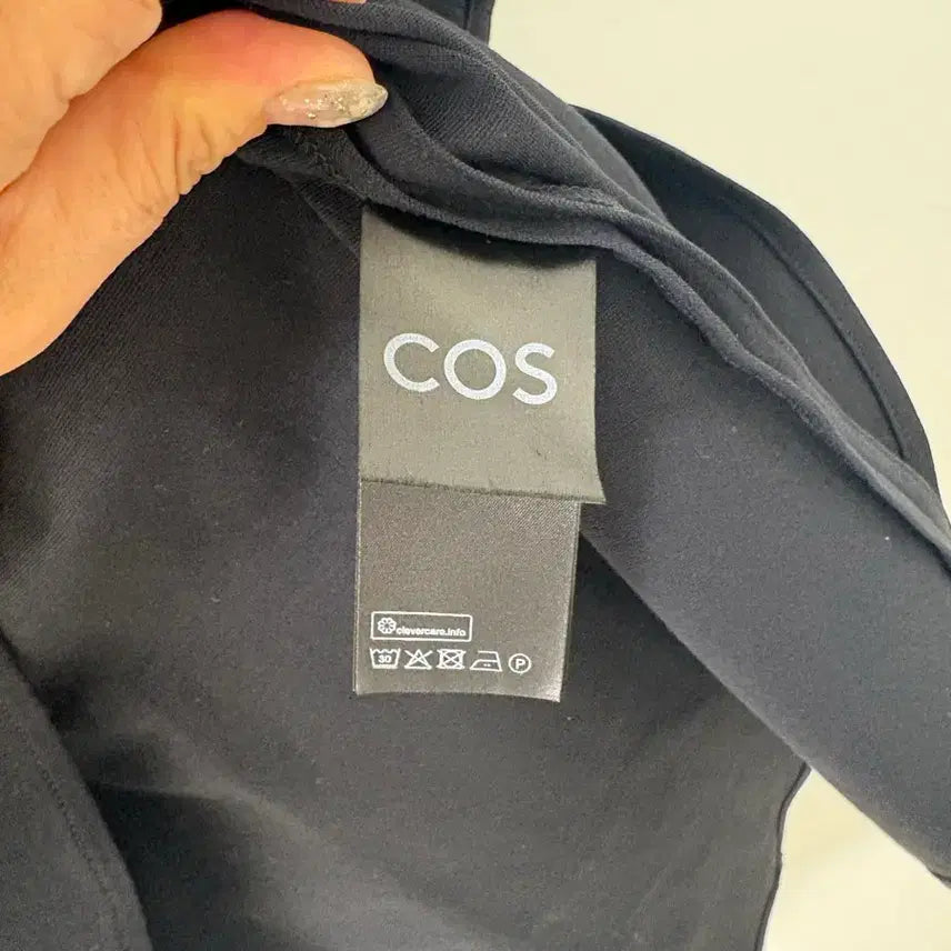 [BUNJANG] COS 블랙 랩스타일 원피스(새상품) / COS 블랙 랩스타일 원피스(새상품)