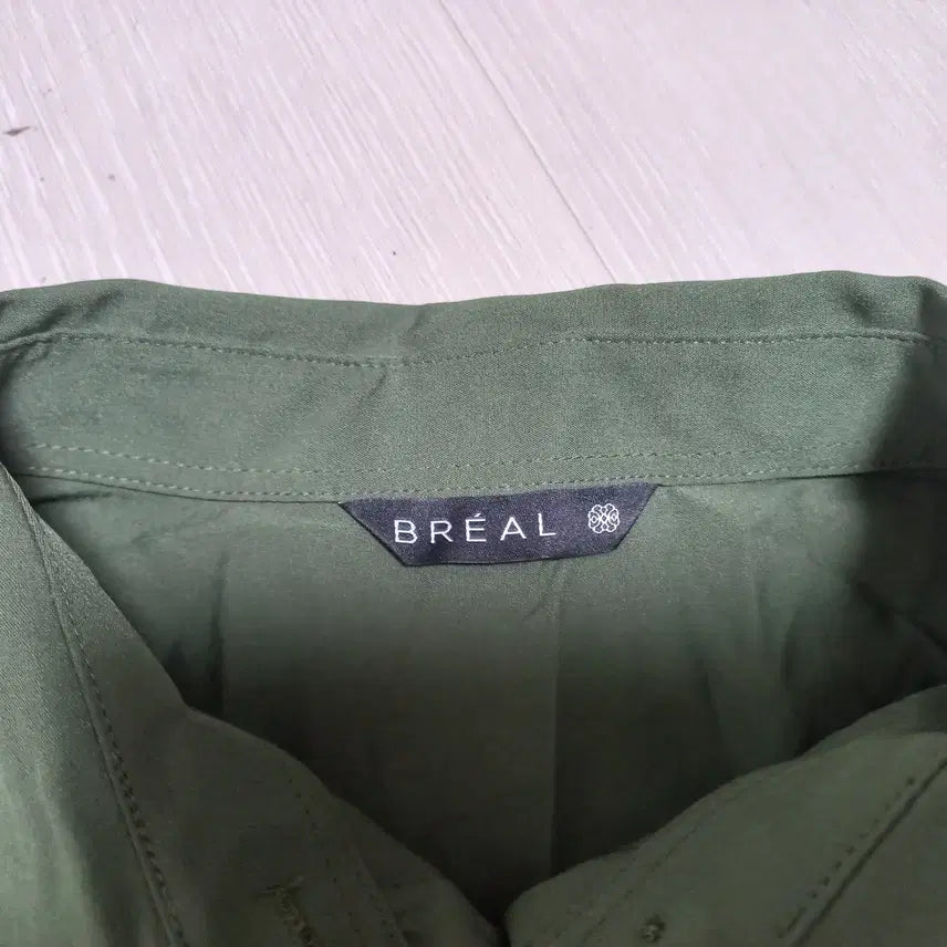 [BUNJANG] BREAL/여성용/스판셔츠/소매롤링/상태굿/사이즈66 / BREAL/여성용/스판셔츠/소매롤링/상태굿/사이즈66