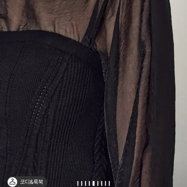 [BUNJANG] Hanseom Time Eyelet Knit Tube Top Black F / 한섬 타임 아일렛 라인 니트 튜브탑 블랙 F