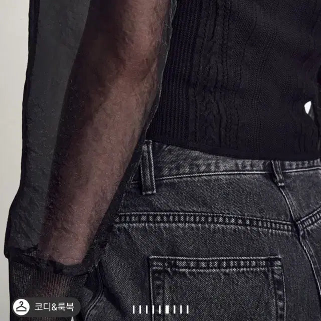 [BUNJANG] Hanseom Time Eyelet Knit Tube Top Black F / 한섬 타임 아일렛 라인 니트 튜브탑 블랙 F