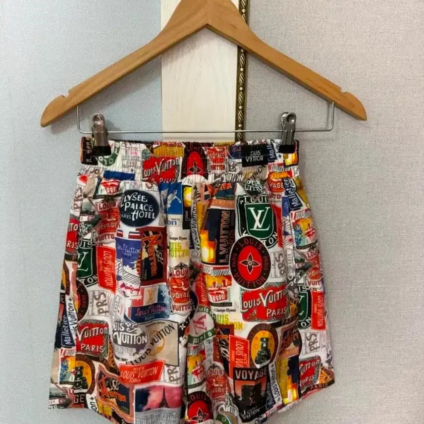 [BUNJANG] Patterned Hooded Windbreaker and Shorts Set / 패턴 후드 바람막이 + 반바지 세트